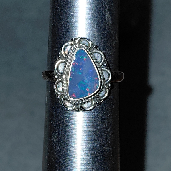 Elegant Australian Opal Silver Ring Size 7.5 - Picture 15 of 15